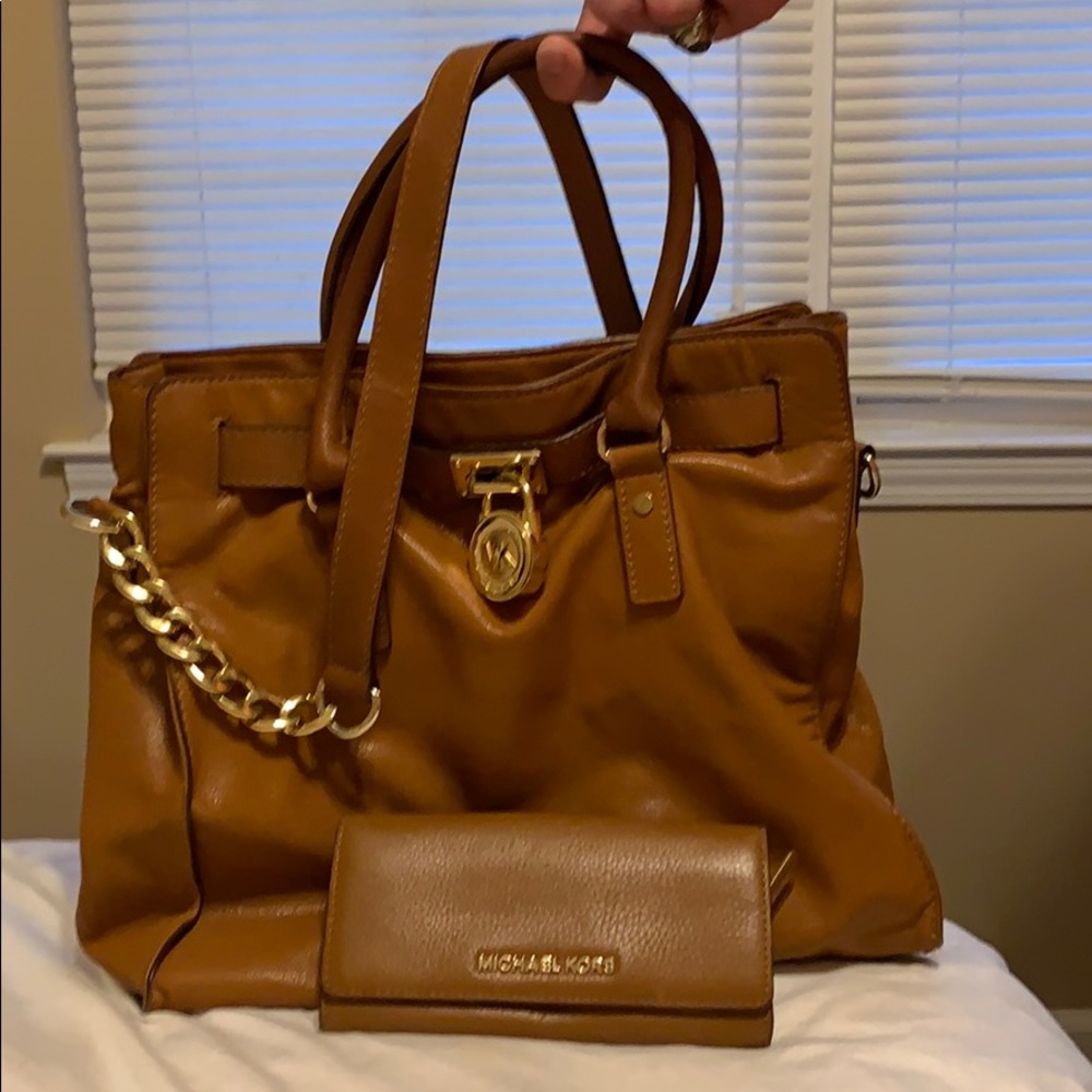 Michael Kors purse ONLY-wallet no longer available